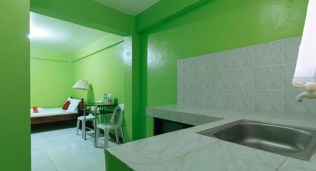 Reddoorz Plus Near Municipality Of Luisiana Laguna Exterior photo