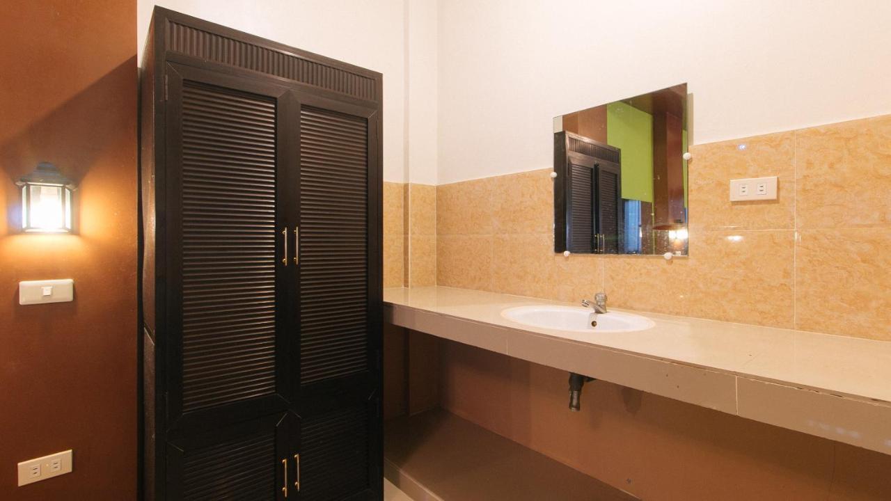Reddoorz Plus Near Municipality Of Luisiana Laguna Exterior photo