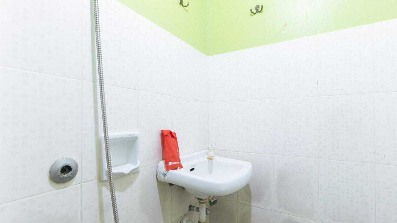 Reddoorz Plus Near Municipality Of Luisiana Laguna Exterior photo