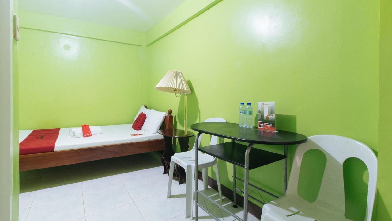 Reddoorz Plus Near Municipality Of Luisiana Laguna Exterior photo