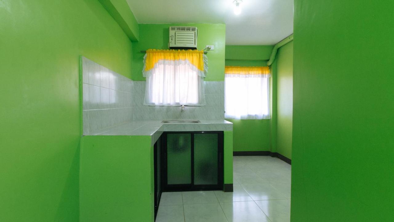 Reddoorz Plus Near Municipality Of Luisiana Laguna Exterior photo